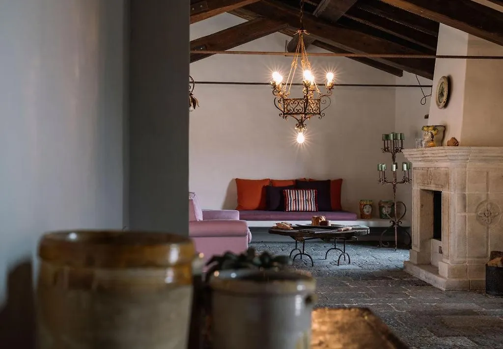 Tenuta Di Fessina カスティリオーネ・ディ・シチーリア