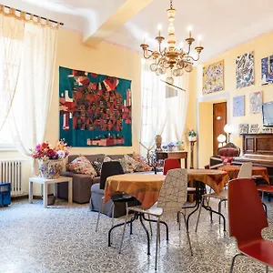 https://la-gemma-di-elena.it-tuscanyhotel.com
